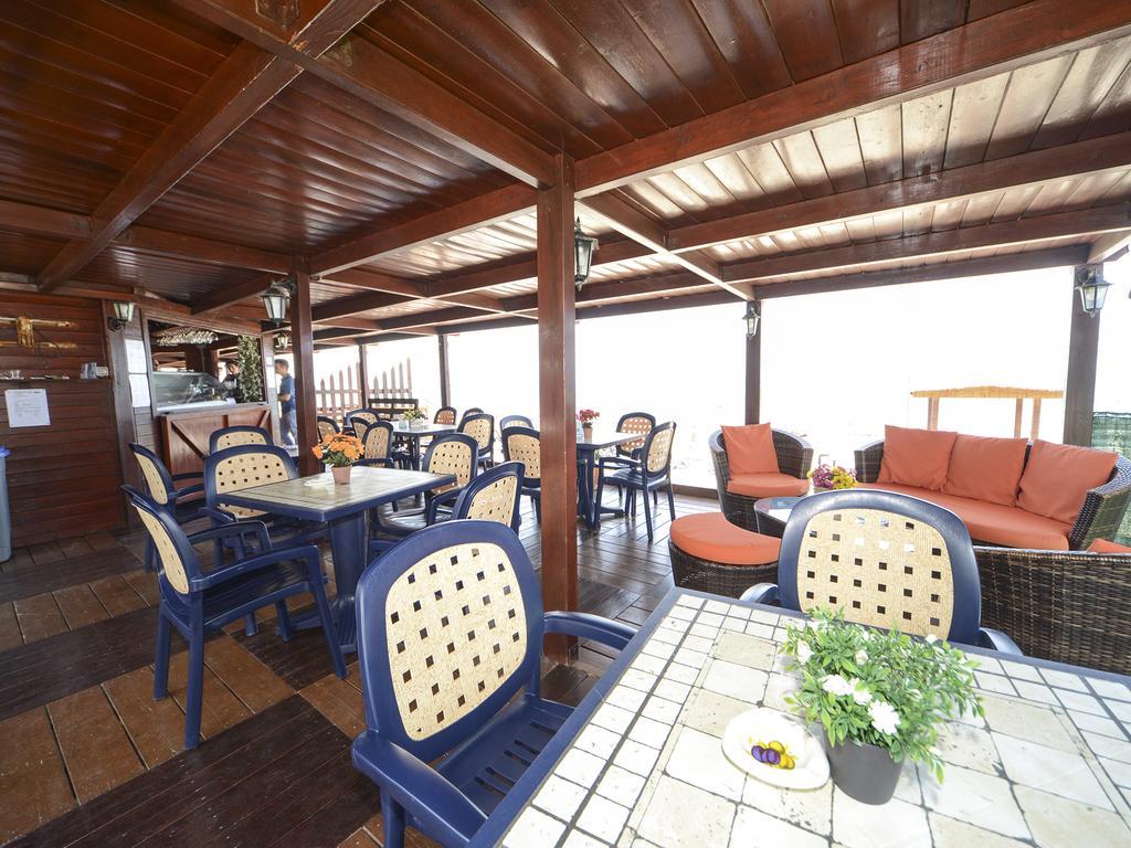 Gelso Bianco Apartments Кампофеличе ди Рокела Екстериор снимка